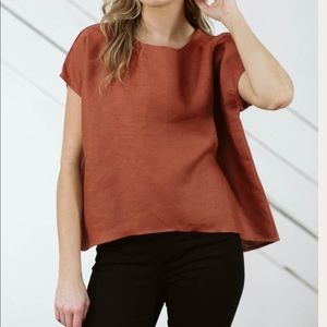 Only Child Alta top in rust linen